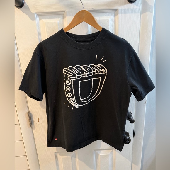 Jordan Black Loose Fit T-Shirt - Picture 2 of 5